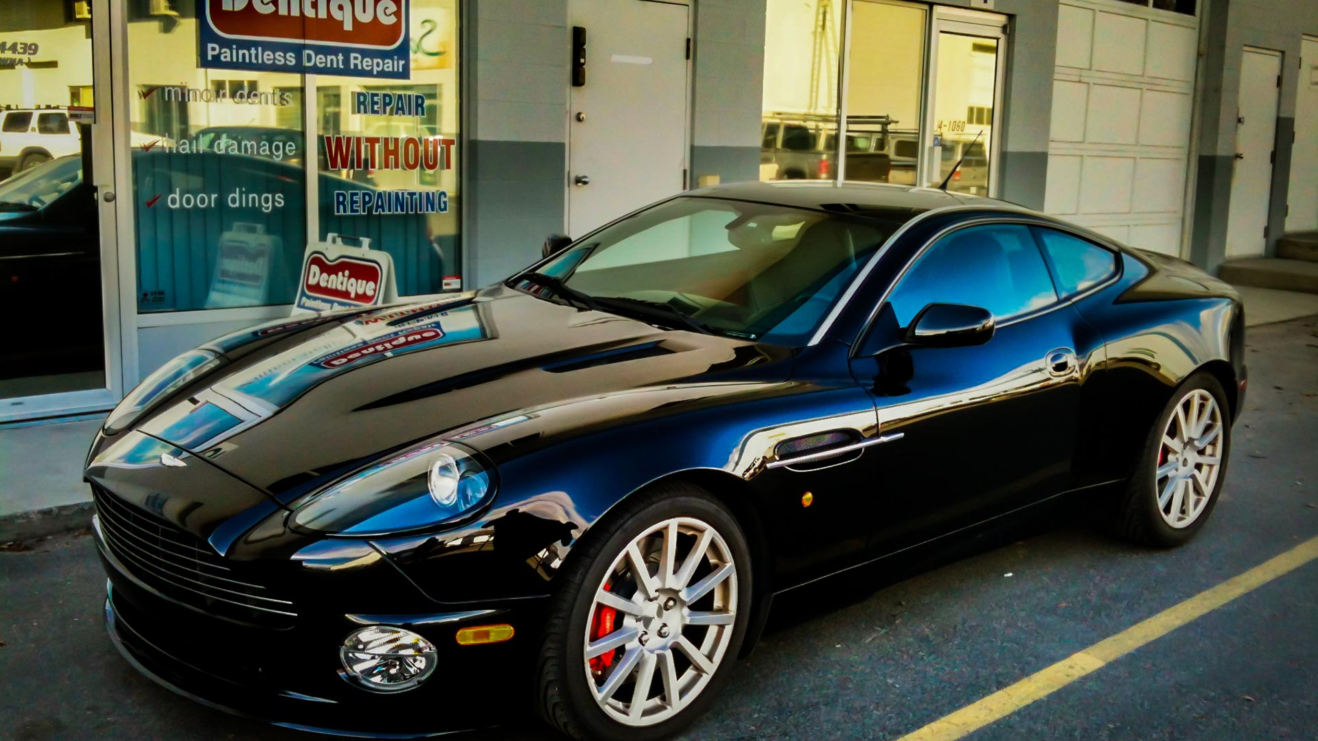 2007 Aston Martin Vanquish Door Dent